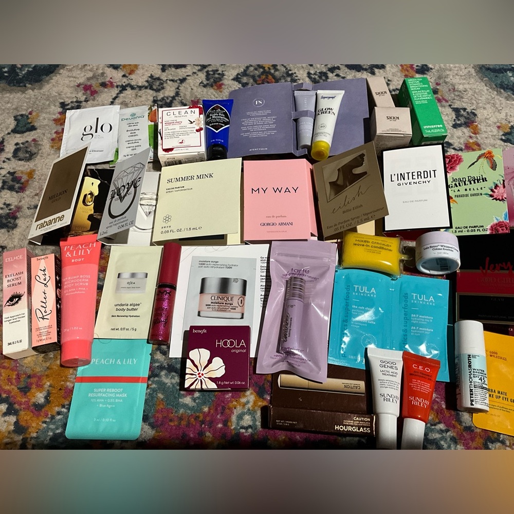 40PC makeup and beauty extravaganza collection - 5 star products! ✨